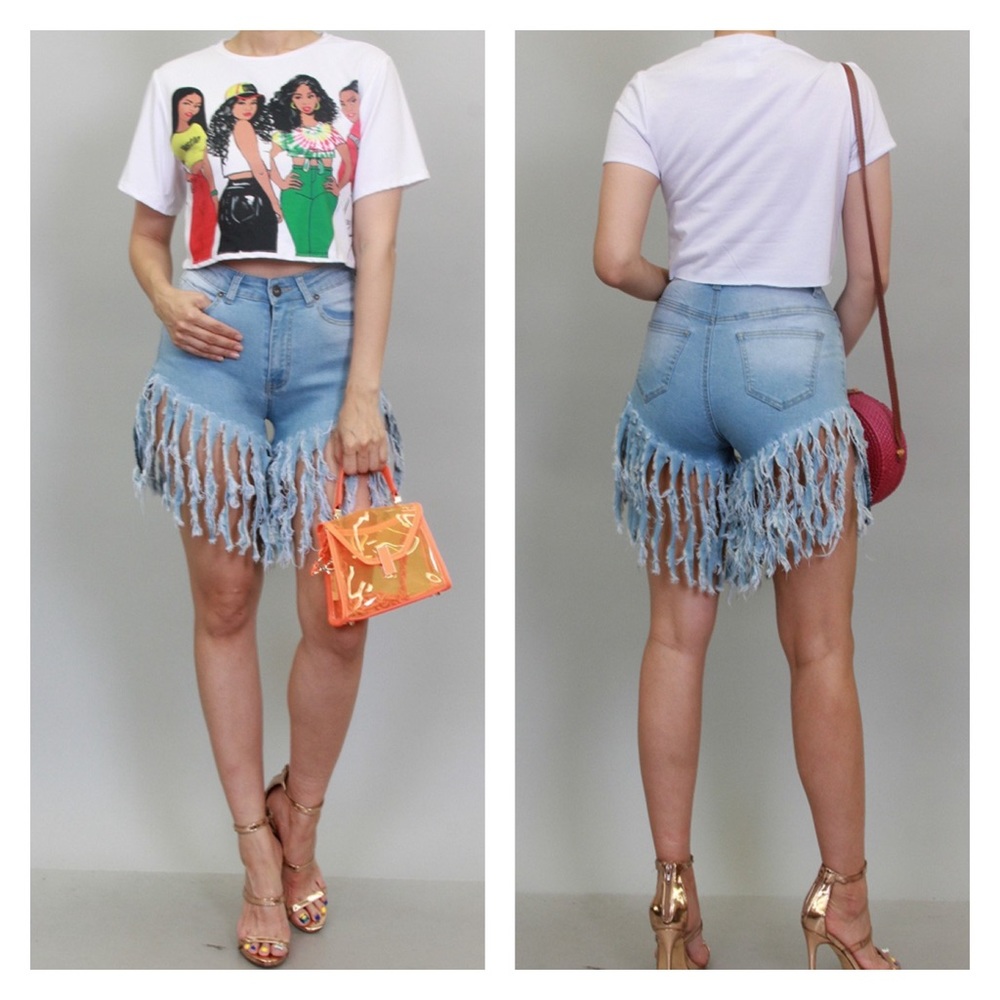 Super Fringe White Shorts - Picture 2 of 3